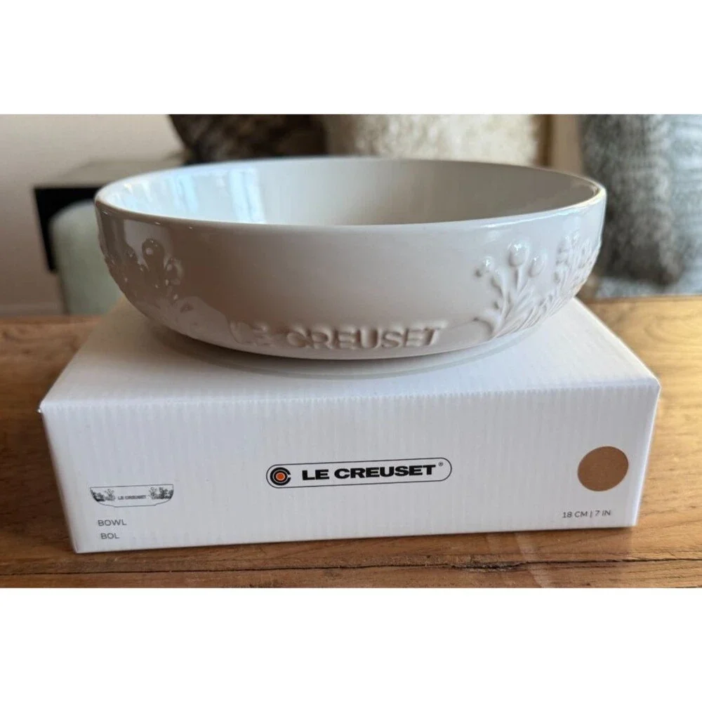 Le Creuset new box